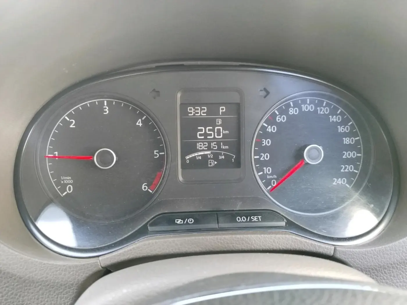 2016 Volkswagen Vento HIGHLINE 1.5 AT, Diesel, Automatic, 1,82,151 km, interior