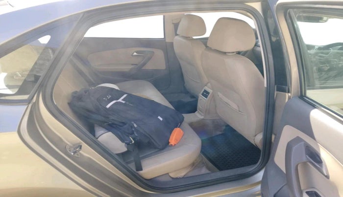 2016 Volkswagen Vento HIGHLINE 1.5 AT, Diesel, Automatic, 1,82,151 km, interior