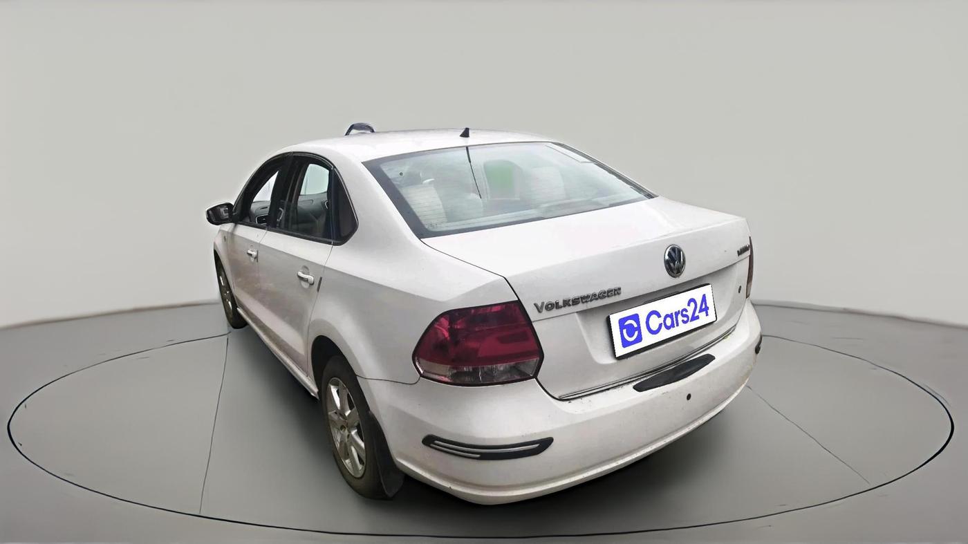 2012 Volkswagen Vento HIGHLINE 1.6 MPI, Petrol, Manual, 81,093 km, exterior
