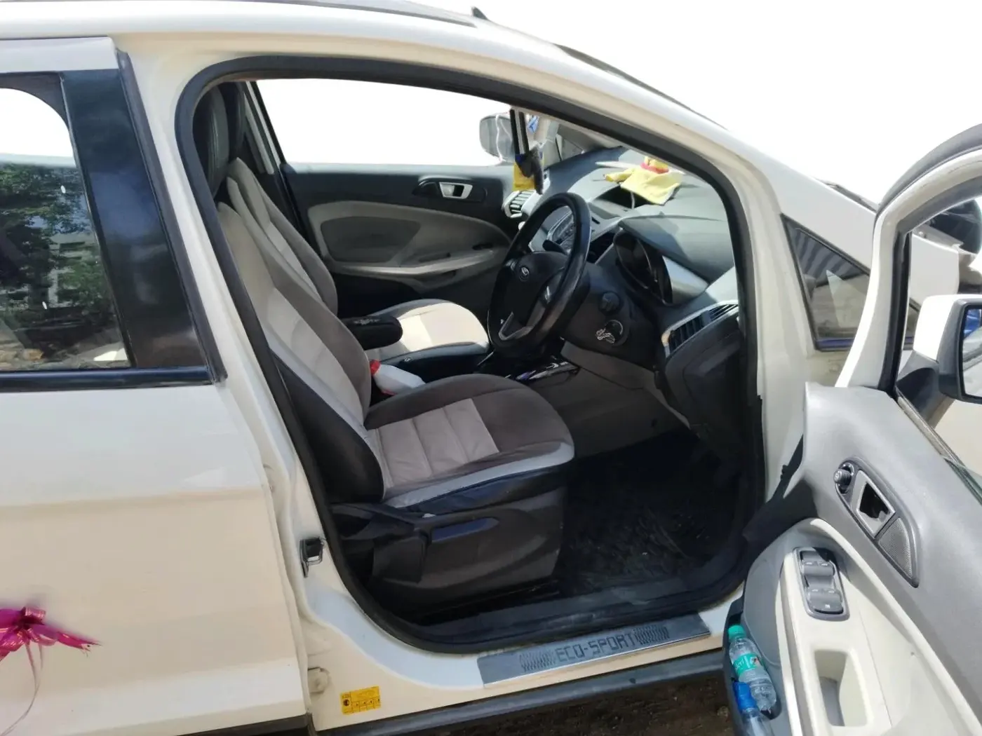 2014 Ford Ecosport TITANIUM 1.5L PETROL, Petrol, Manual, 1,10,857 km, interior