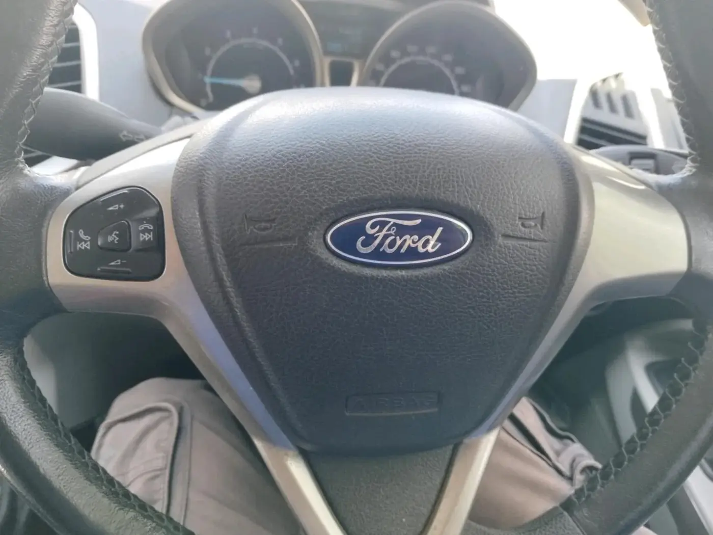 2014 Ford Ecosport TITANIUM 1.5L PETROL, Petrol, Manual, 1,10,857 km, interior