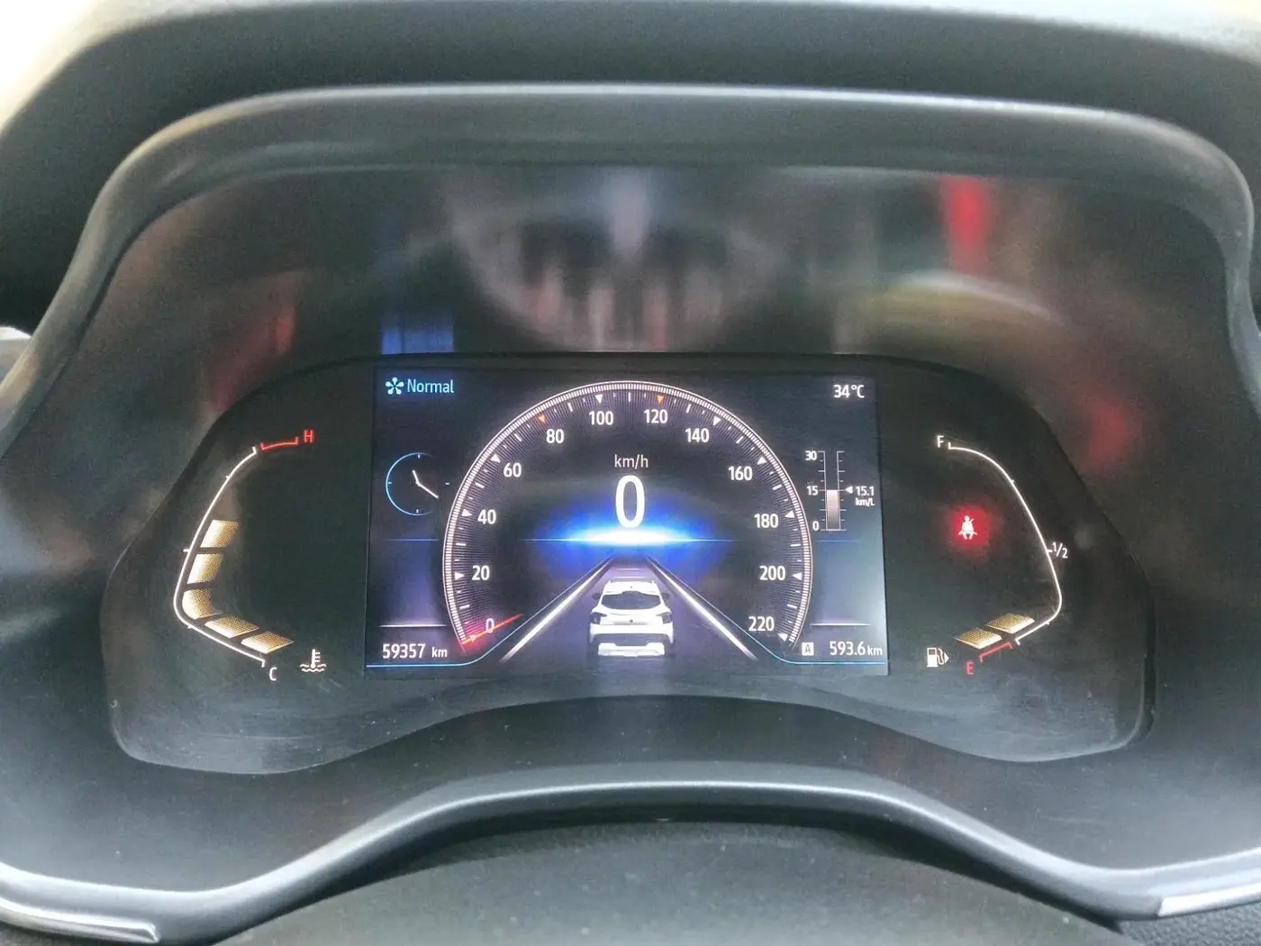 2022 Renault Kiger RXZ MT, Petrol, Manual, 59,357 km, interior