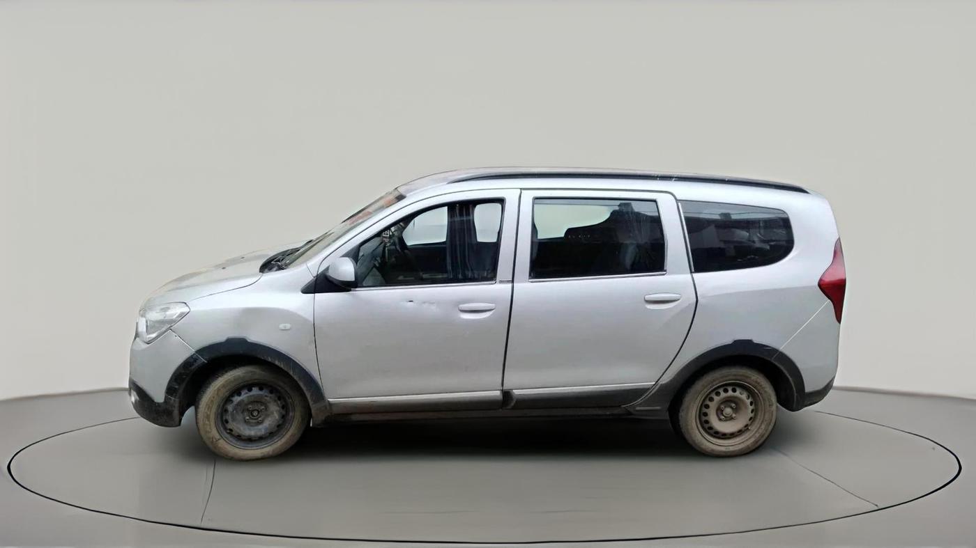 2017 Renault Lodgy 85 PS RXL STEPWAY 8 STR, Diesel, Manual, 1,17,365 km, exterior