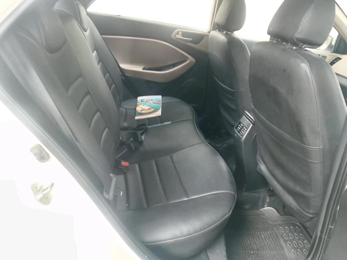 2018 Hyundai Elite i20 ASTA 1.2, Petrol, Manual, 40,295 km, interior