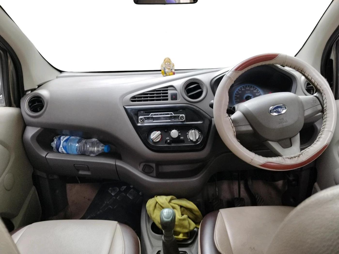 2016 Datsun Redi Go T, Petrol, Manual, 73,577 km, interior