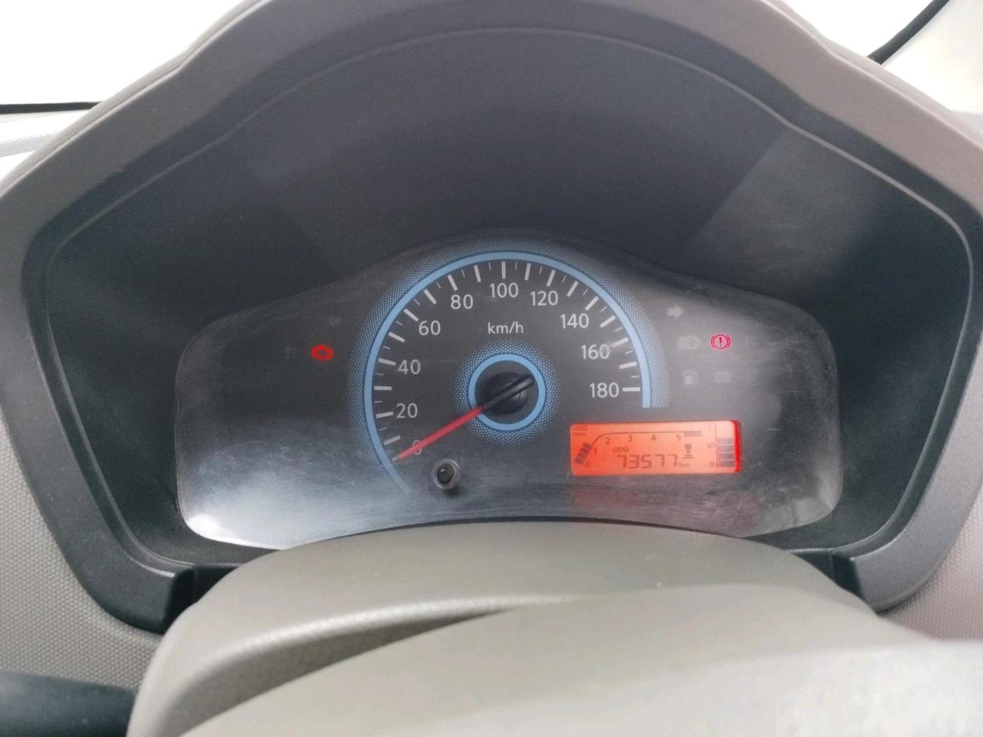 2016 Datsun Redi Go T, Petrol, Manual, 73,577 km, interior
