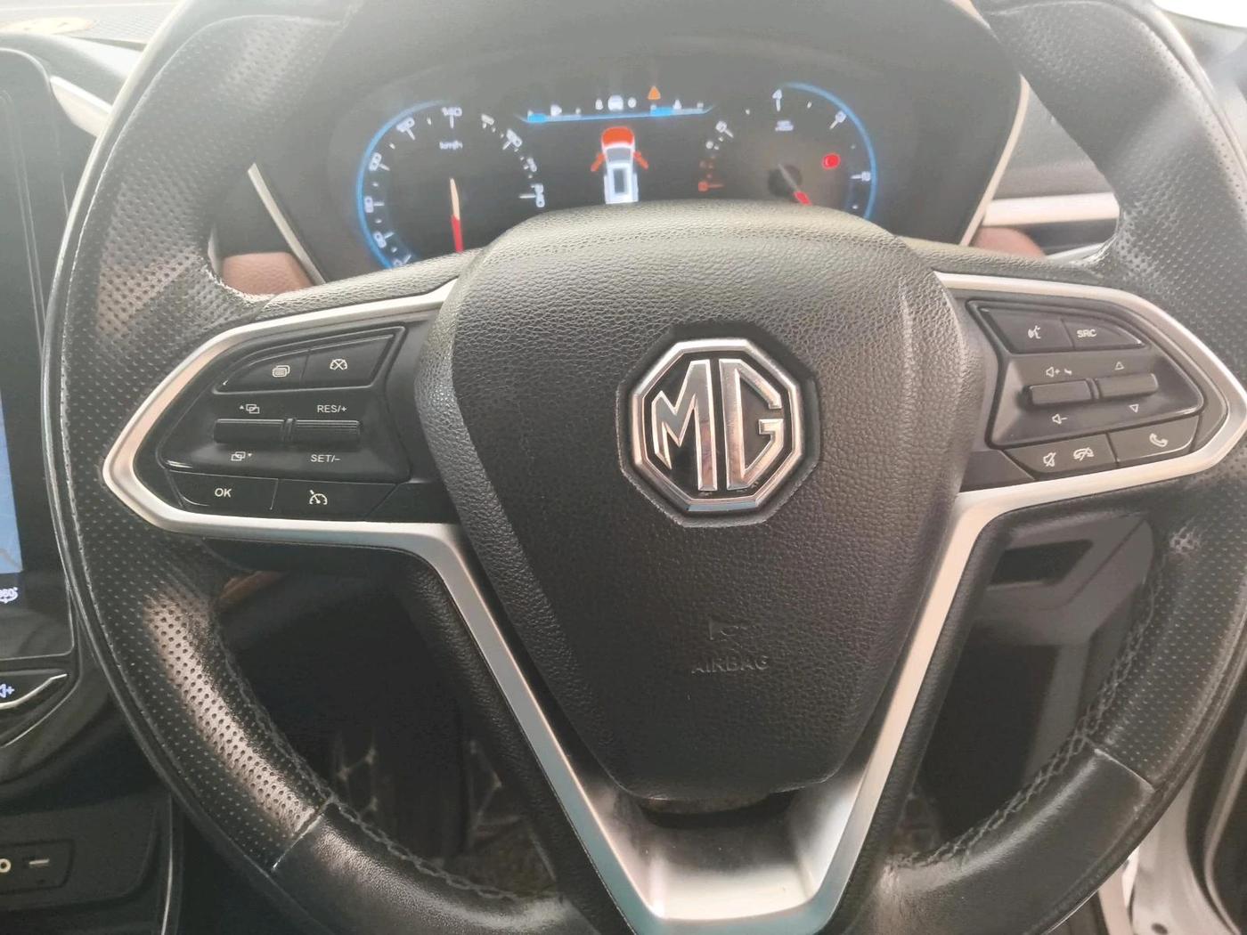 2020 MG HECTOR PLUS SHARP 2.0 DIESEL TURBO MT 6-STR, Diesel, Manual, 1,26,920 km, interior