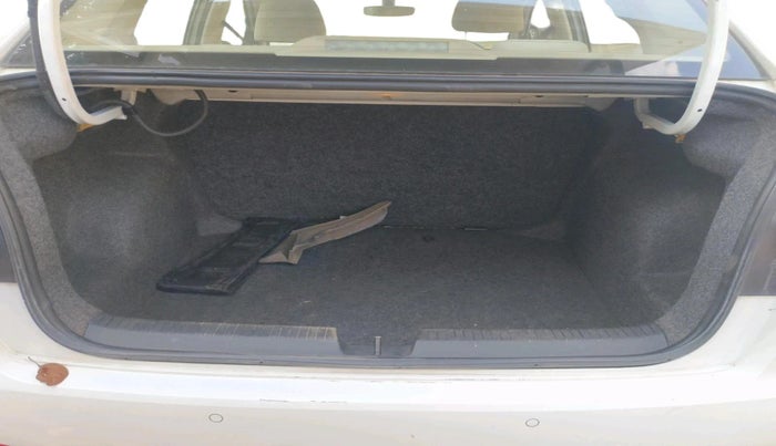 2019 Volkswagen Ameo HIGHLINE PLUS 1.5L AT 16 ALLOY, Diesel, Automatic, 1,20,206 km, exterior