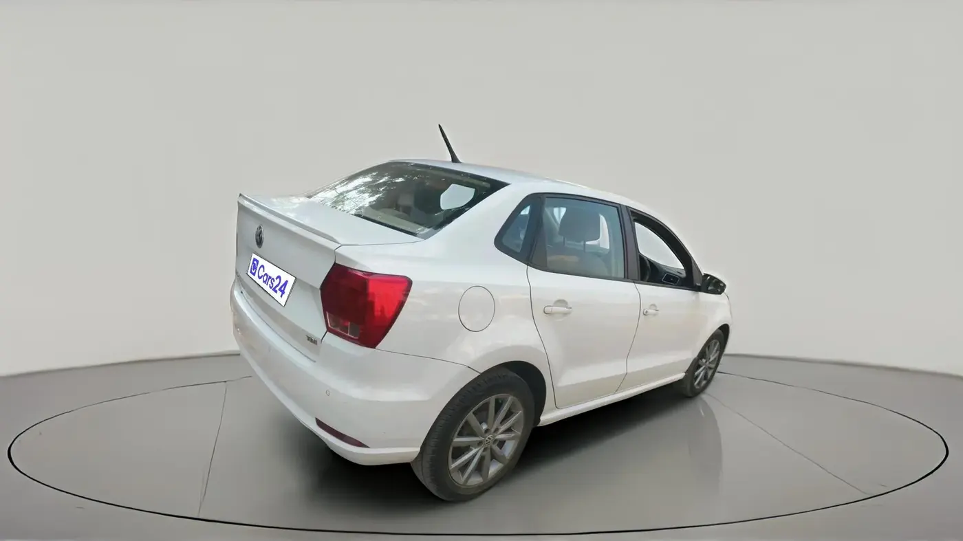 2019 Volkswagen Ameo HIGHLINE PLUS 1.5L AT 16 ALLOY, Diesel, Automatic, 1,20,206 km, exterior