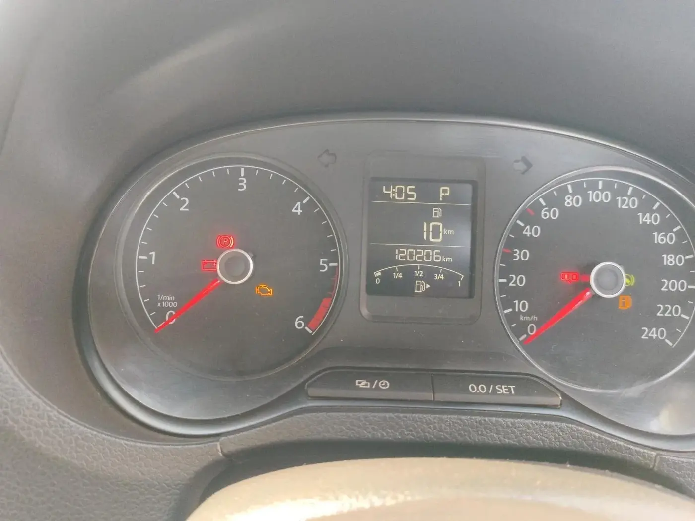 2019 Volkswagen Ameo HIGHLINE PLUS 1.5L AT 16 ALLOY, Diesel, Automatic, 1,20,206 km, interior