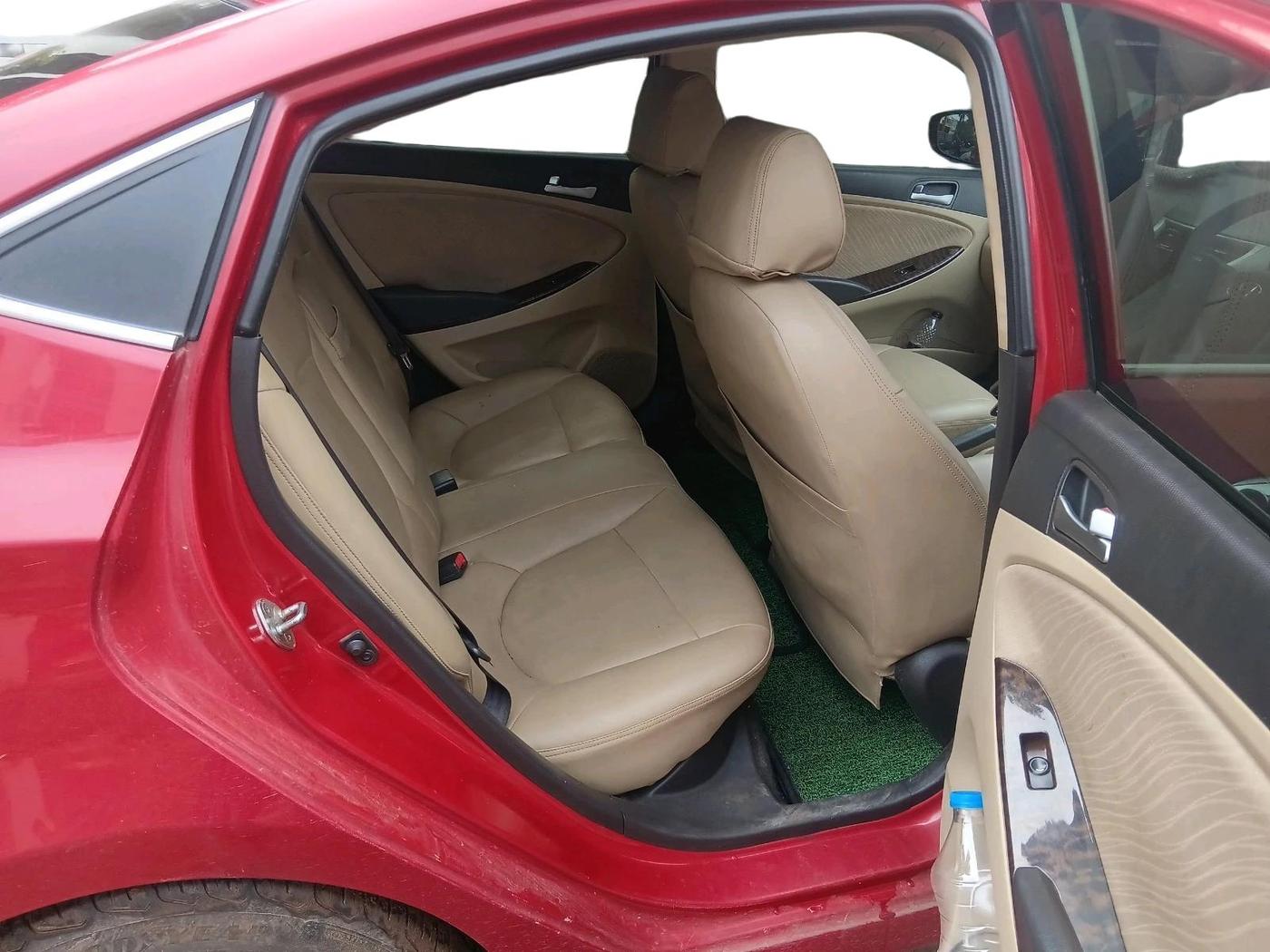 2015 Hyundai Verna FLUIDIC 4S 1.6 VTVT S(O), CNG, Manual, 91,264 km, interior