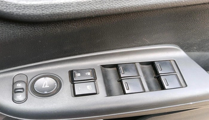 2017 Honda WR-V 1.2L I-VTEC S MT, Petrol, Manual, 89,500 km, interior