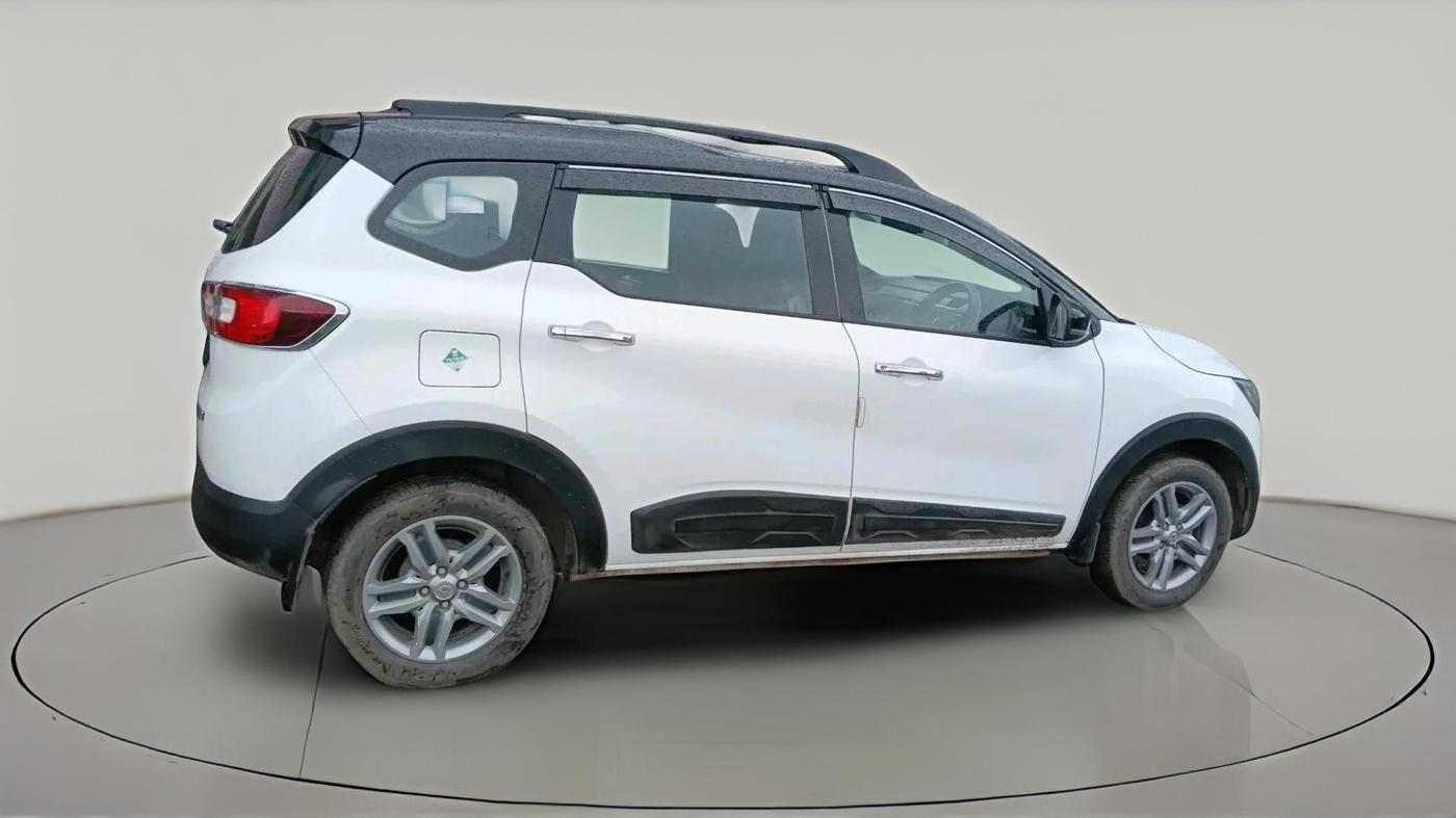 2023 Renault TRIBER RXZ DUAL TONE, CNG, Manual, 24,826 km, exterior