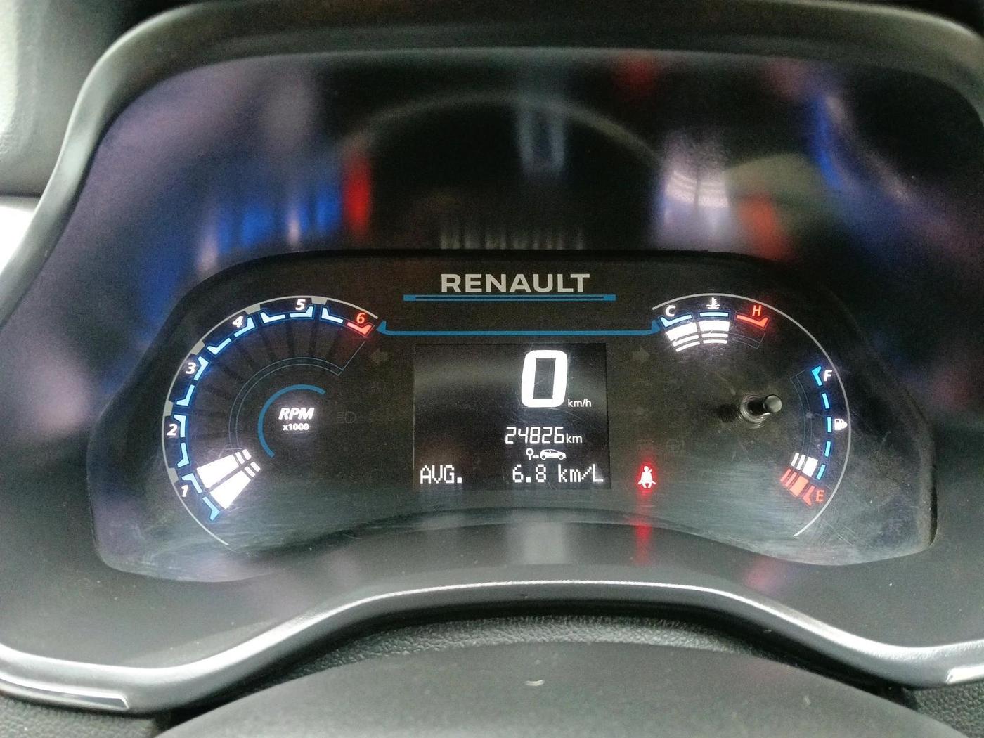 2023 Renault TRIBER RXZ DUAL TONE, CNG, Manual, 24,826 km, interior