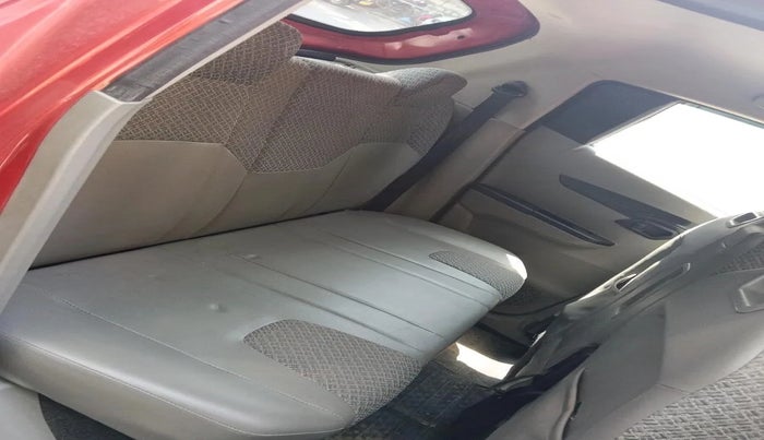 2017 Mahindra Kuv100 K4 6 STR, Petrol, Manual, 41,036 km, interior