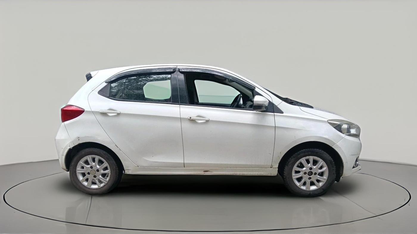 2016 Tata Tiago XZ PLUS PETROL, Petrol, Manual, 1,17,675 km, exterior