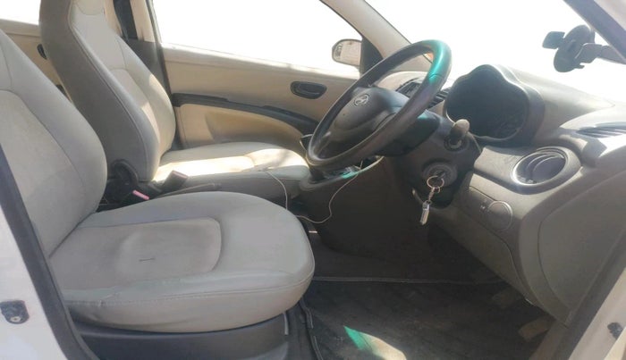 2011 Hyundai i10 ERA 1.1, Petrol, Manual, 91,980 km, interior