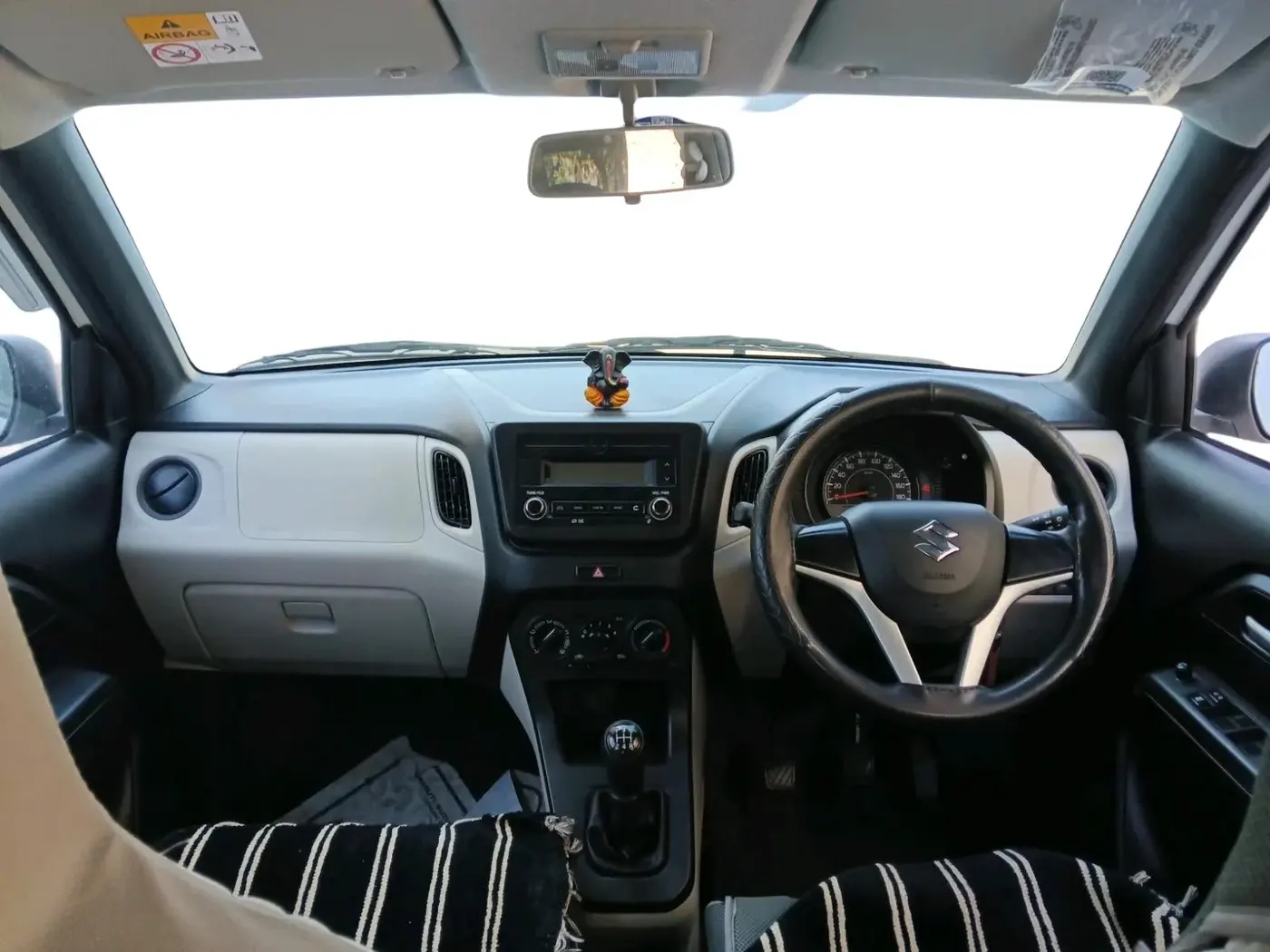 2025 Maruti New Wagon-R VXI 1.0, Petrol, Manual, 12,813 km, interior