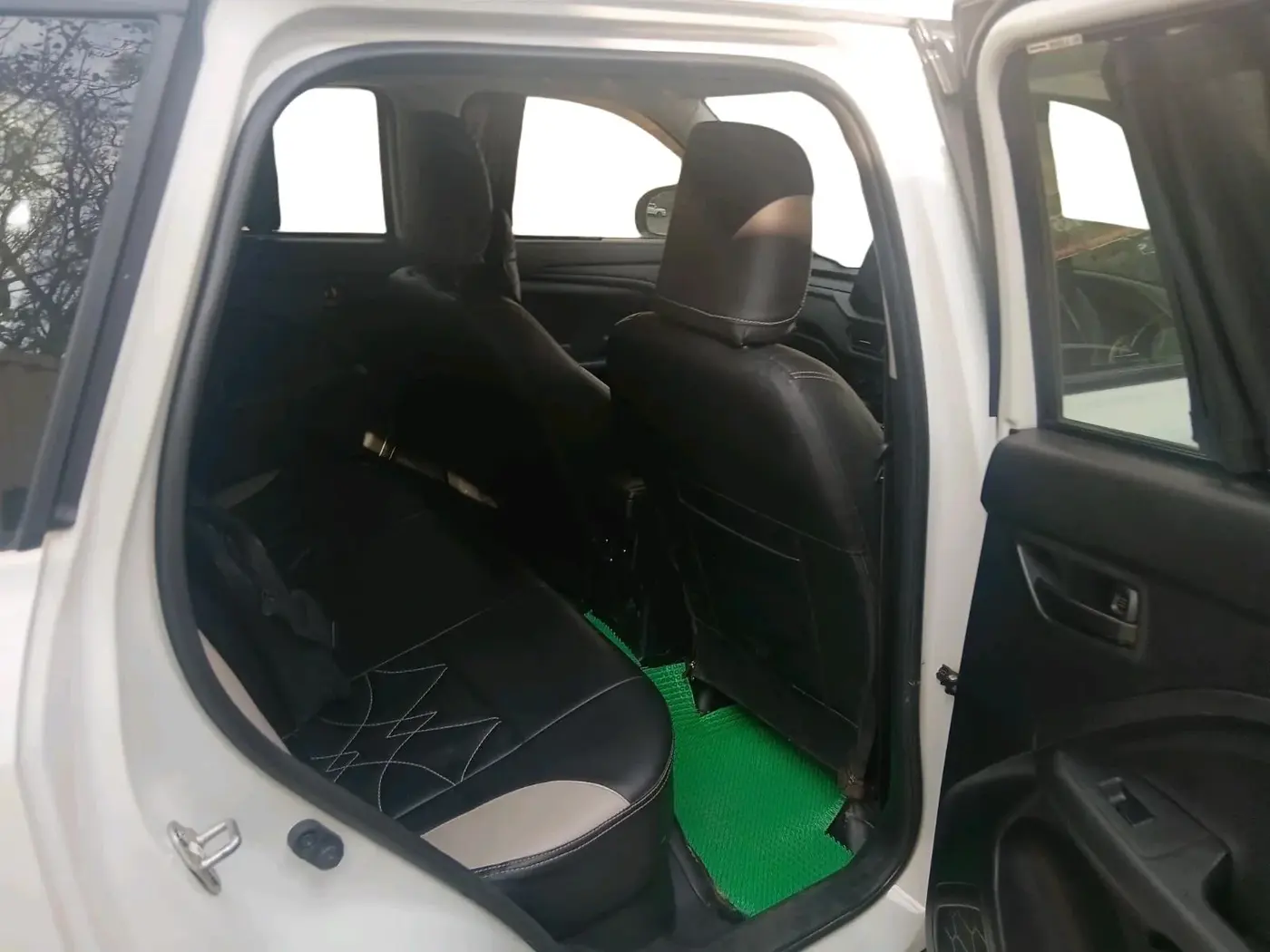 2024 Maruti BREZZA LXI, Petrol, Manual, 92,843 km, interior