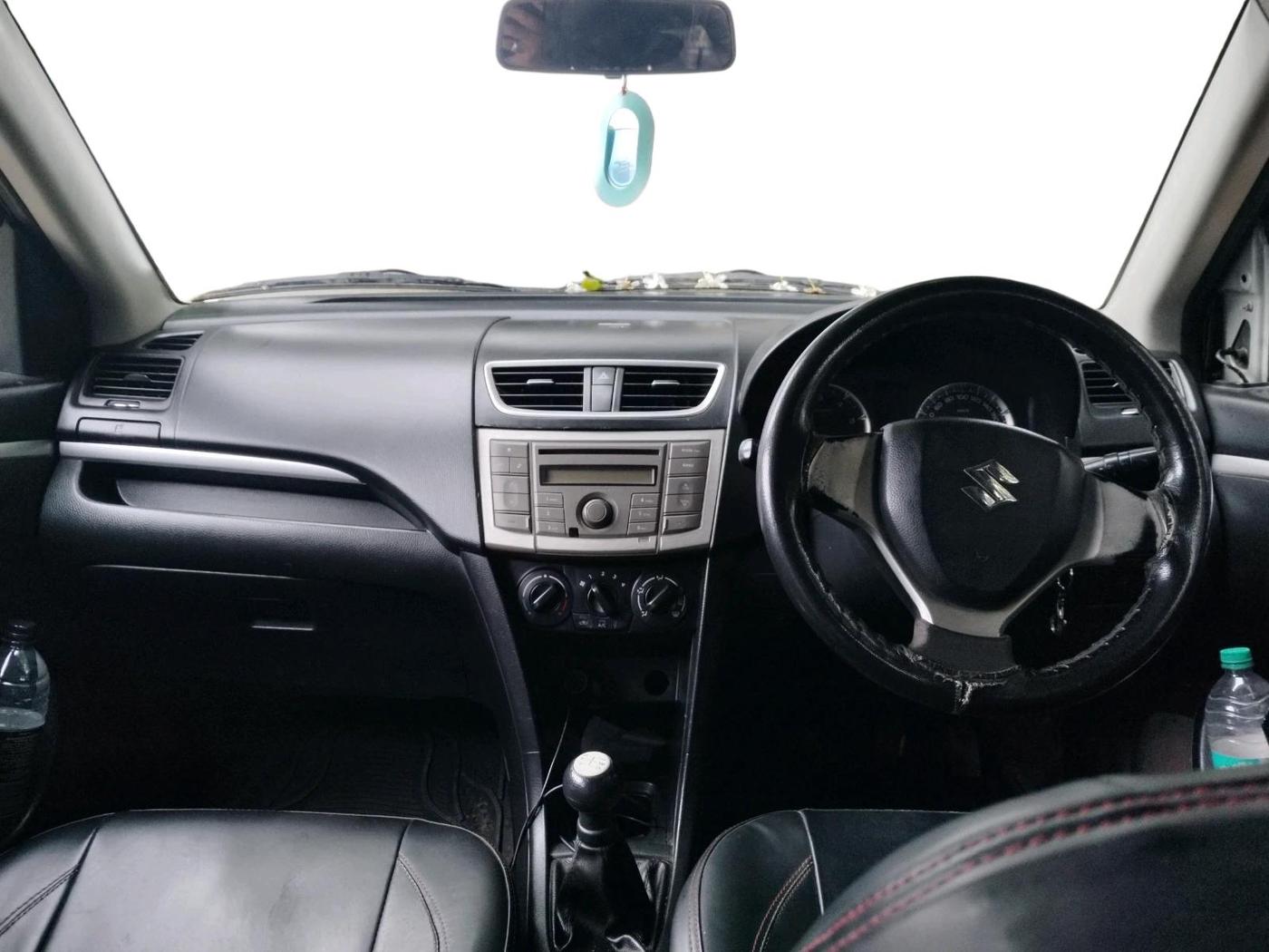 2013 Maruti Swift VDI, Diesel, Manual, 3,91,003 km, interior