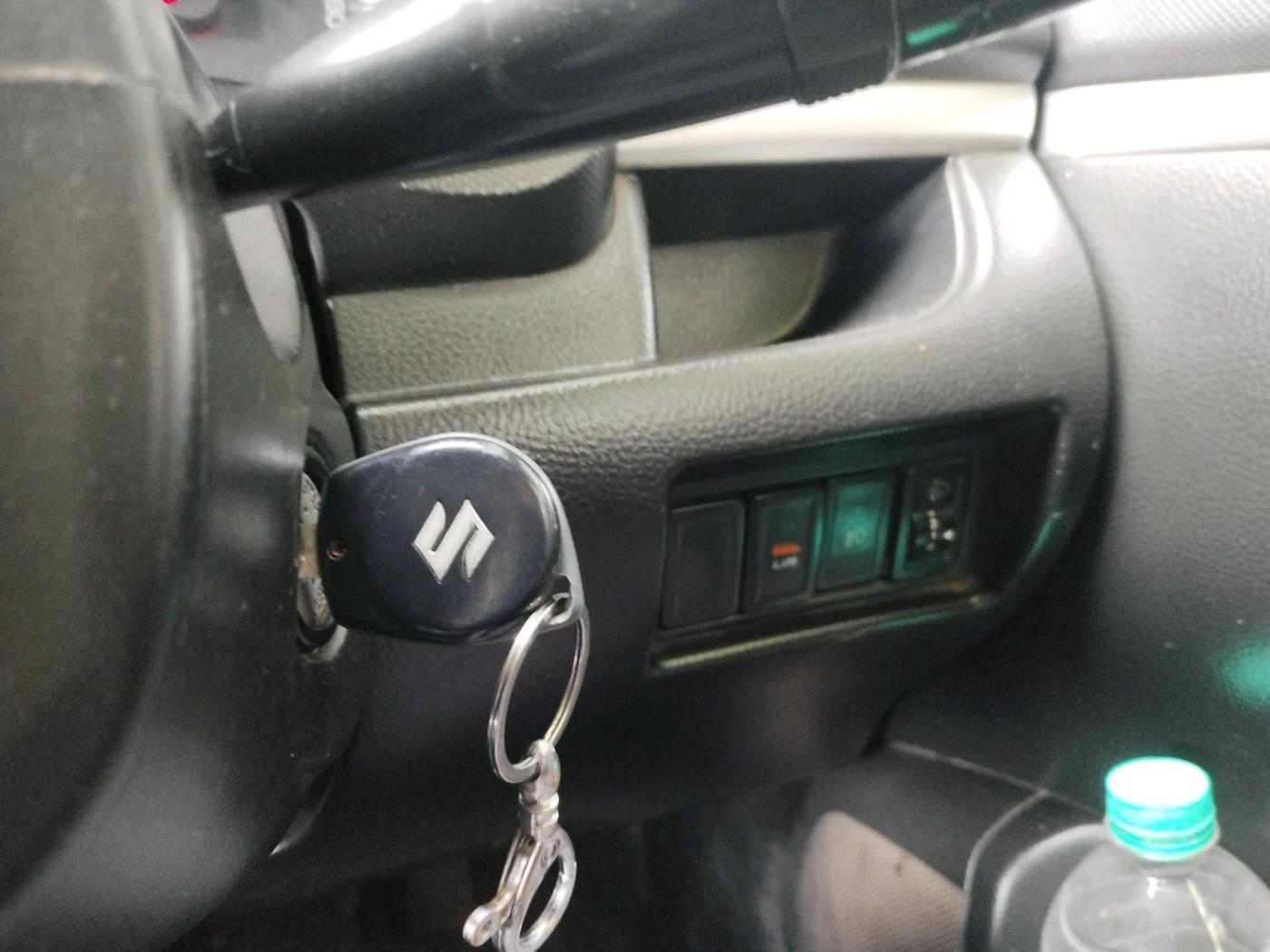 2013 Maruti Swift VDI, Diesel, Manual, 3,91,003 km, interior