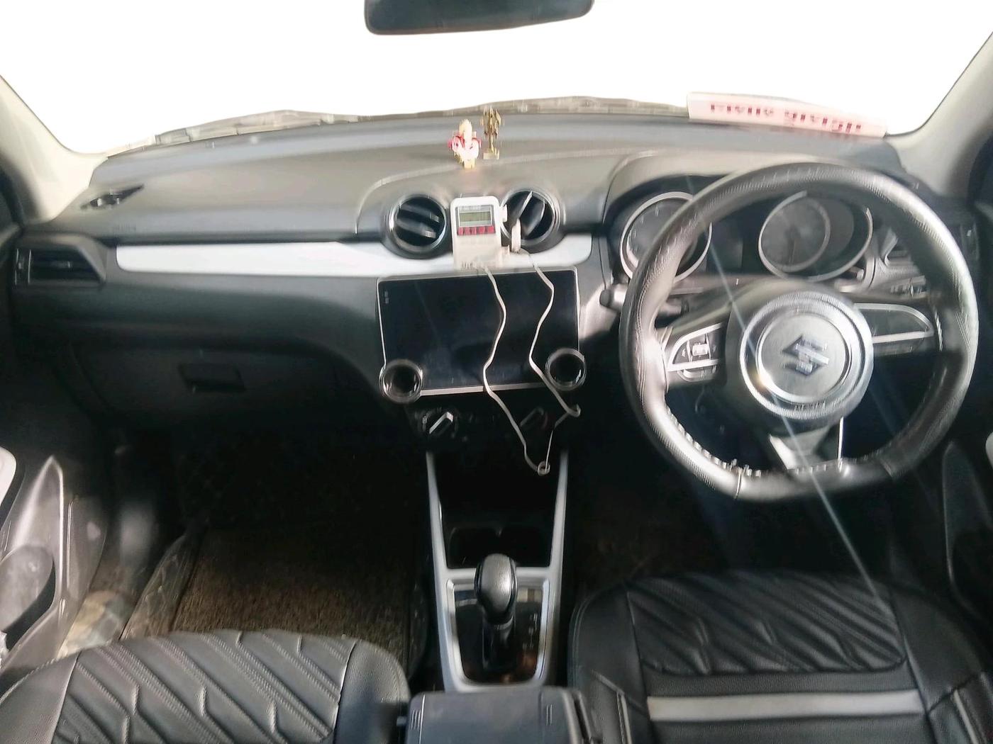 2023 Maruti Swift VXI AMT, Petrol, Automatic, 62,298 km, interior
