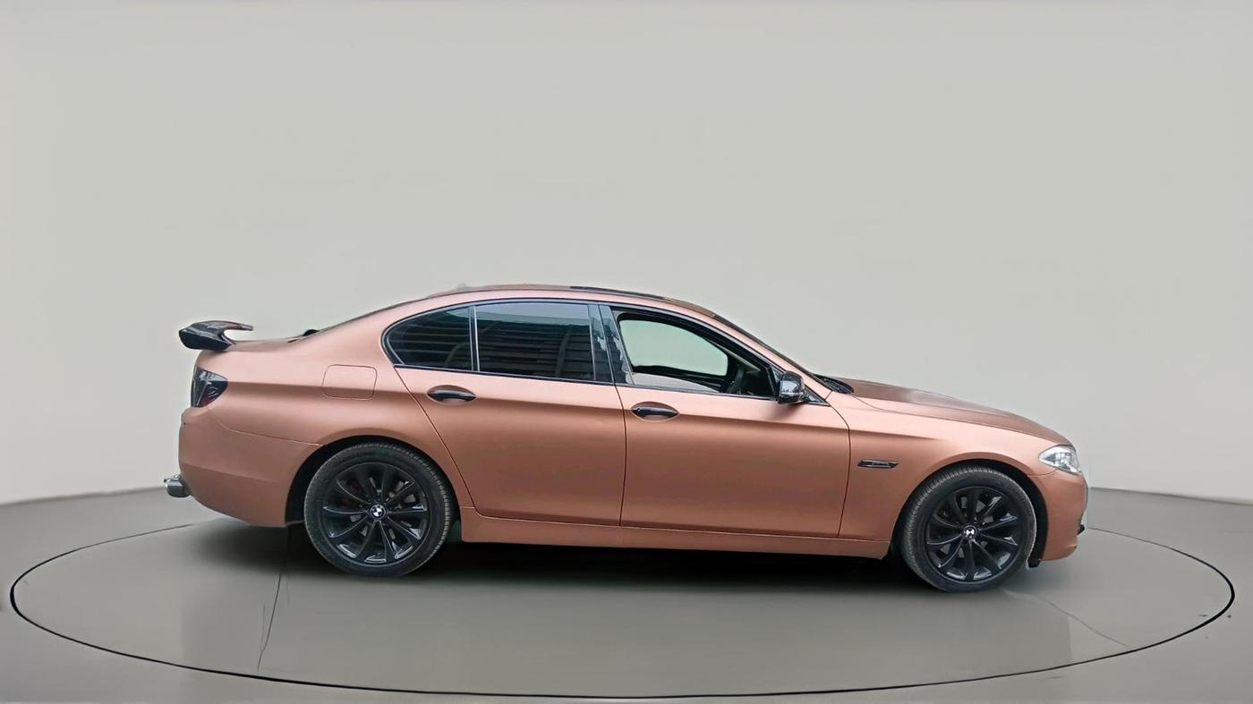 2016 BMW 5 Series 520I LUXURY LINE, Petrol, Automatic, 60,000 km, exterior