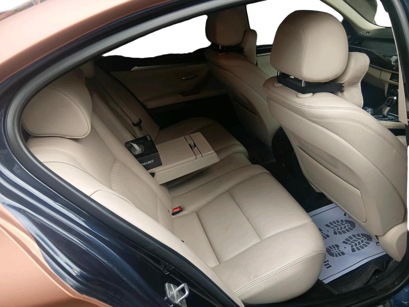 2016 BMW 5 Series 520I LUXURY LINE, Petrol, Automatic, 60,000 km, interior