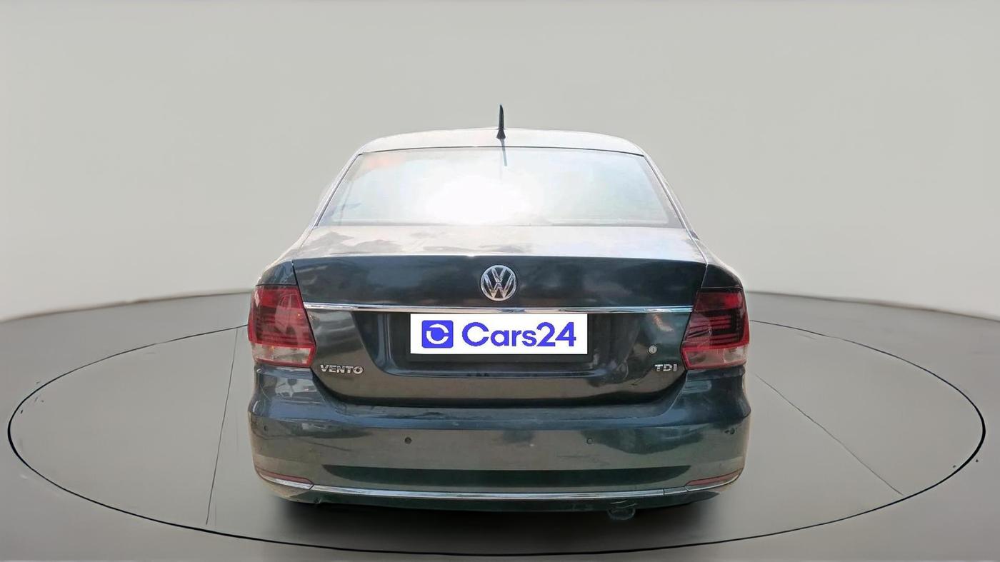 2017 Volkswagen Vento HIGHLINE PLUS 1.5 16 ALLOY, Diesel, Manual, 3,14,620 km, exterior