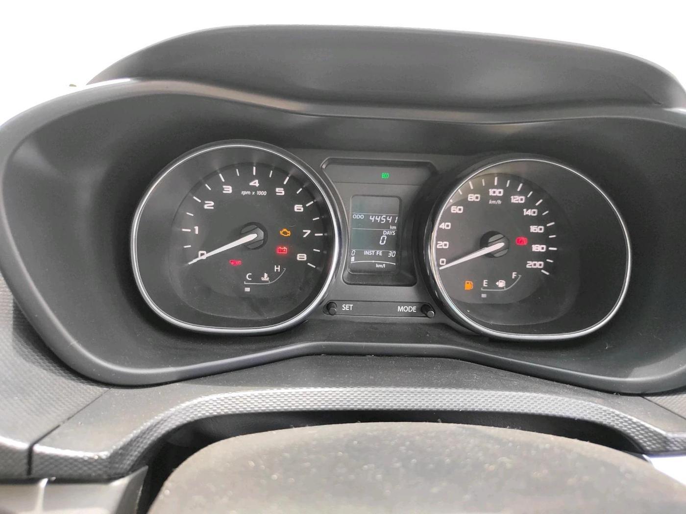 2018 Tata NEXON XZ PETROL, Petrol, Manual, 44,541 km, interior