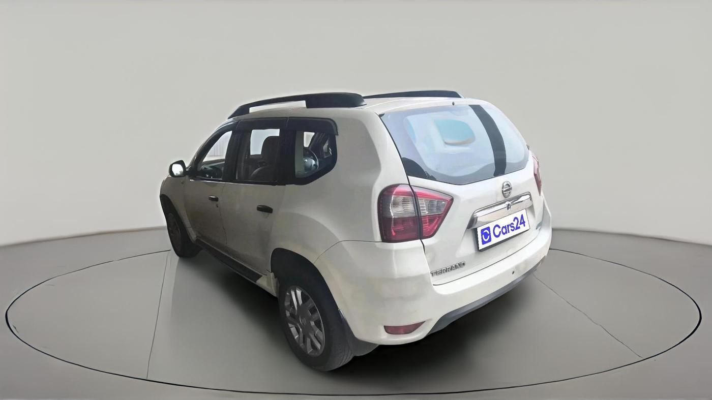 2016 Nissan Terrano XL D PLUS, Diesel, Manual, 1,18,376 km, exterior
