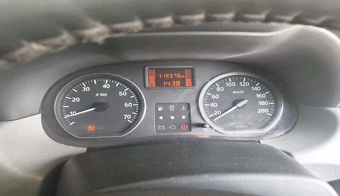2016 Nissan Terrano XL D PLUS, Diesel, Manual, 1,18,376 km, interior