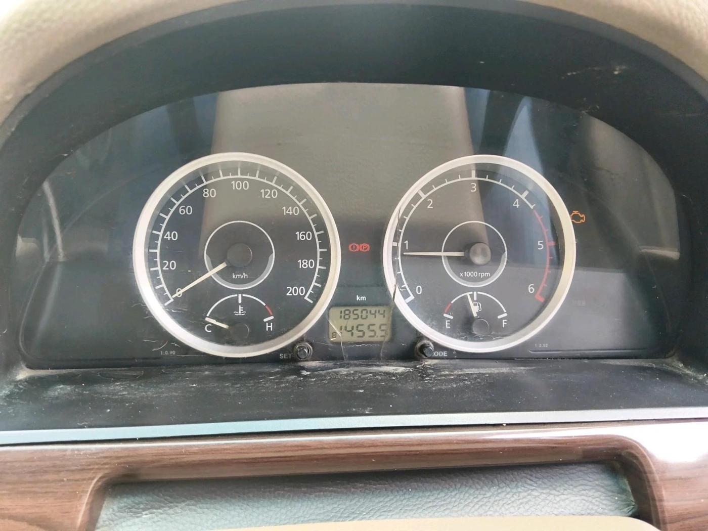 2012 Tata Safari Storme 2.2 VX 4X2, Diesel, Manual, 1,85,044 km, interior