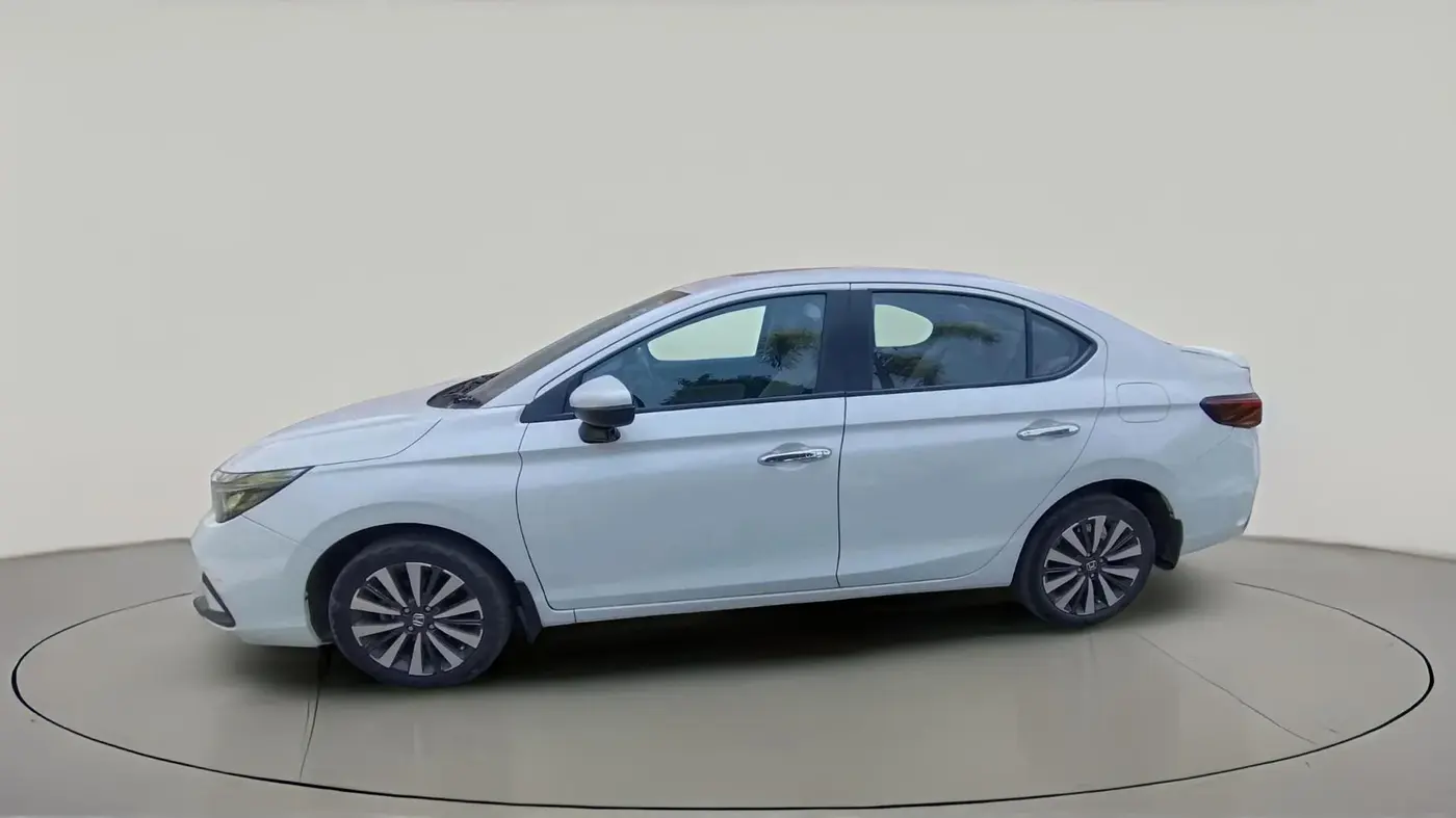 2024 Honda City 1.5L I-VTEC ZX CVT, Petrol, Automatic, 42,000 km, exterior