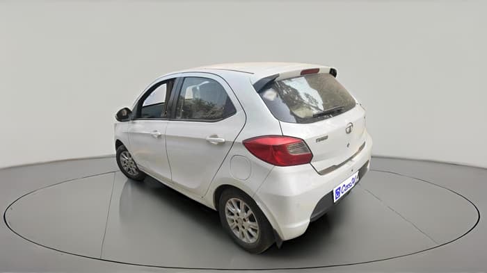 2018 Tata Tiago XZ PETROL, CNG, Manual, 1,10,279 km, exterior