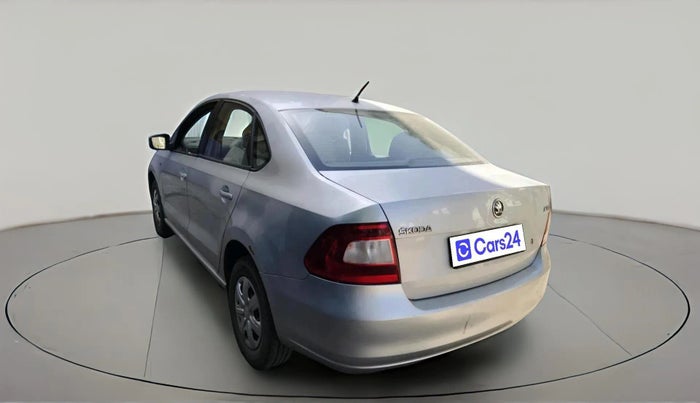 2013 Skoda Rapid AMBITION 1.6 TDI CR MT PLUS, Diesel, Manual, 1,12,710 km, exterior