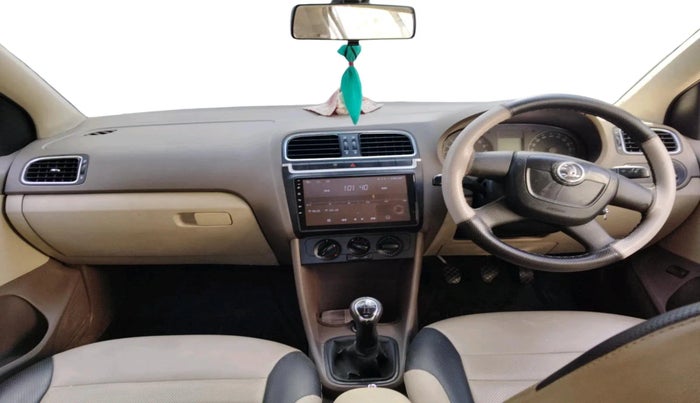 2013 Skoda Rapid AMBITION 1.6 TDI CR MT PLUS, Diesel, Manual, 1,12,710 km, interior