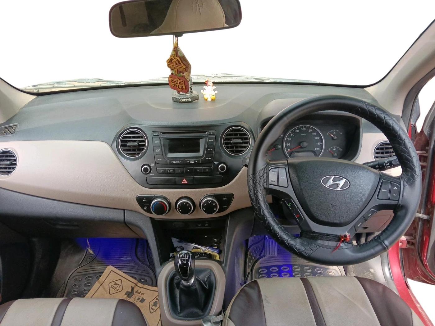 2013 Hyundai Grand i10 ASTA 1.1 CRDI, Diesel, Manual, 94,057 km, interior
