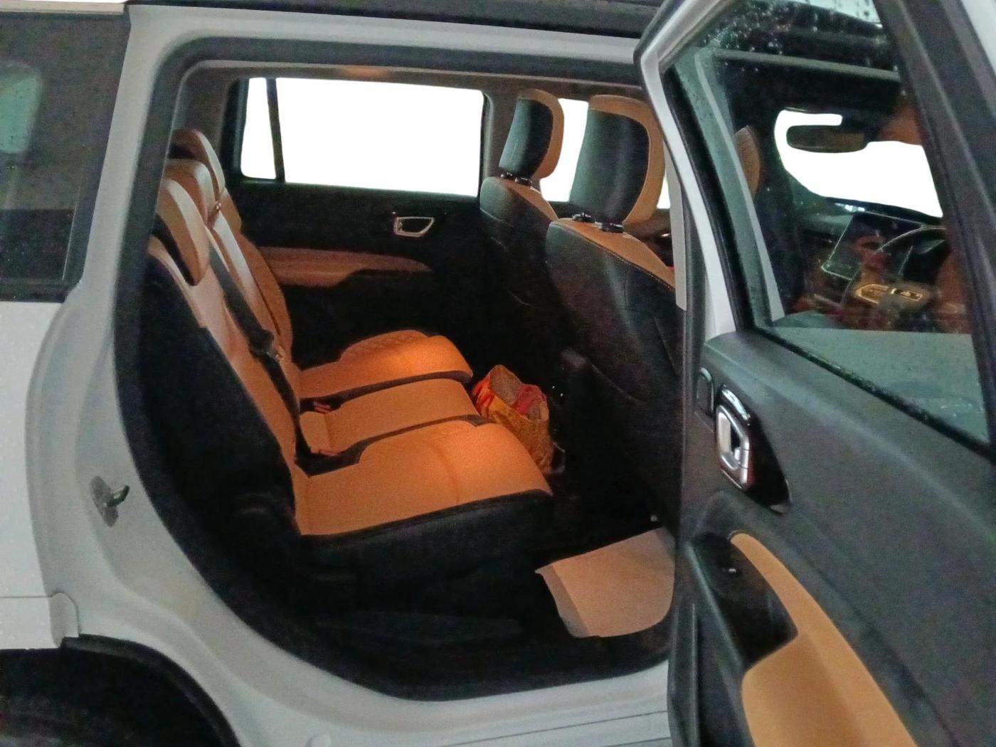 2025 Jeep MERIDIAN Overland 4x2 AT, Diesel, Automatic, 47,067 km, interior