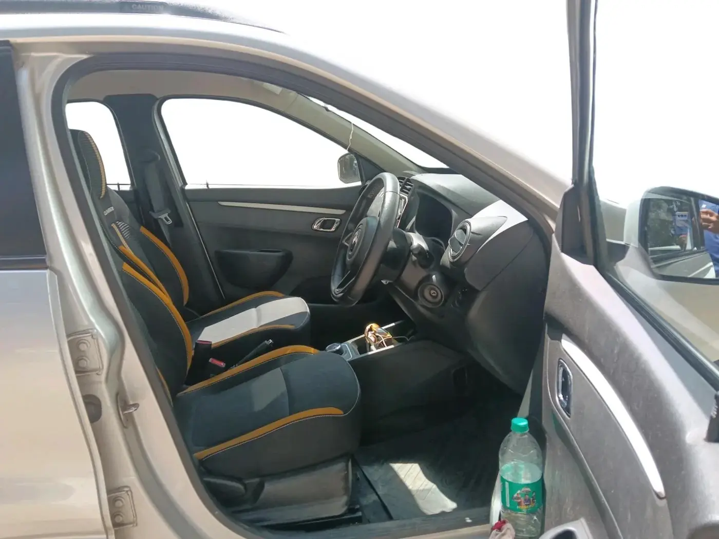 2022 Renault Kwid CLIMBER AMT 1.0, Petrol, Automatic, 19,000 km, interior