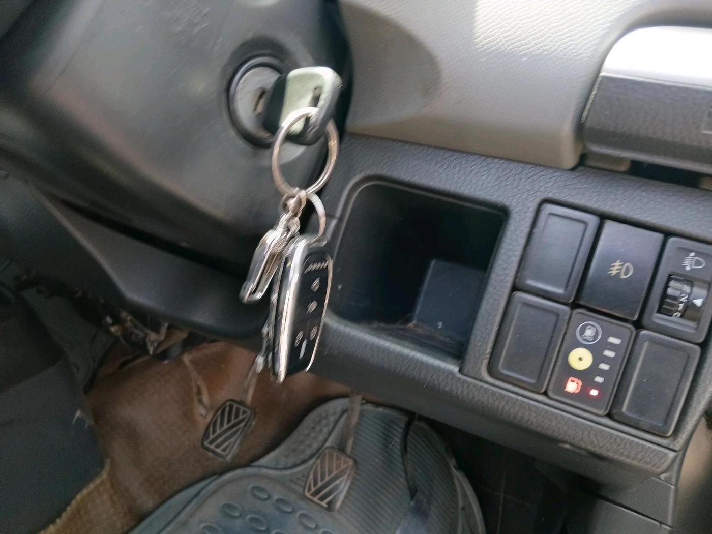 2012 Maruti Wagon R 1.0 LXI CNG, CNG, Manual, 1,34,111 km, interior
