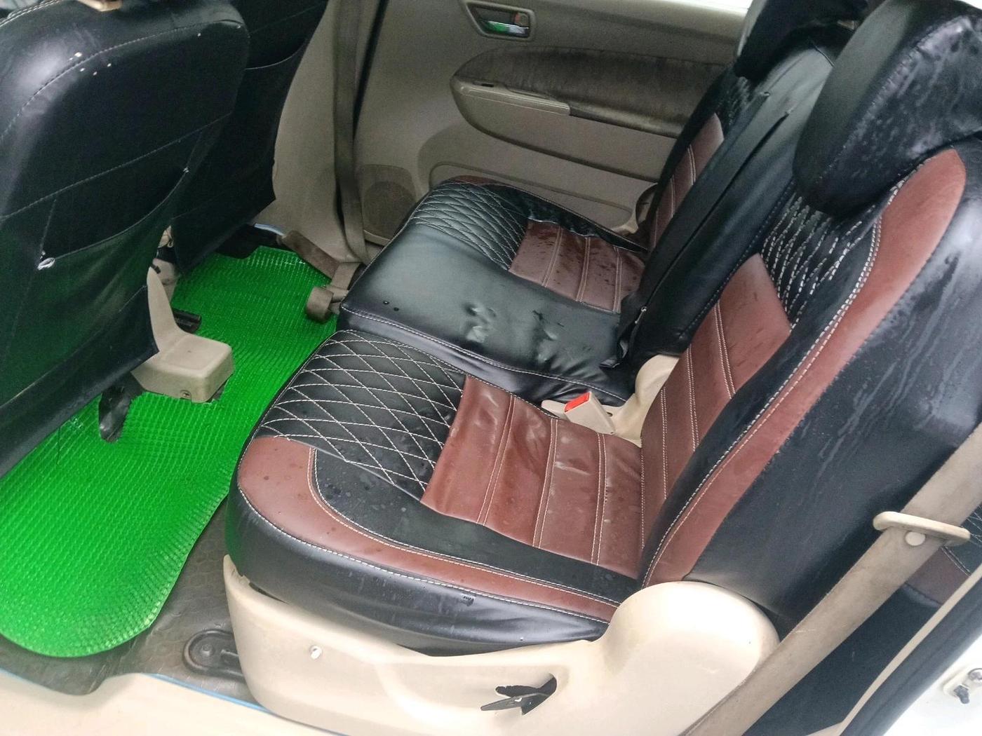 2014 Maruti Ertiga ZDI, Diesel, Manual, 1,53,595 km, interior