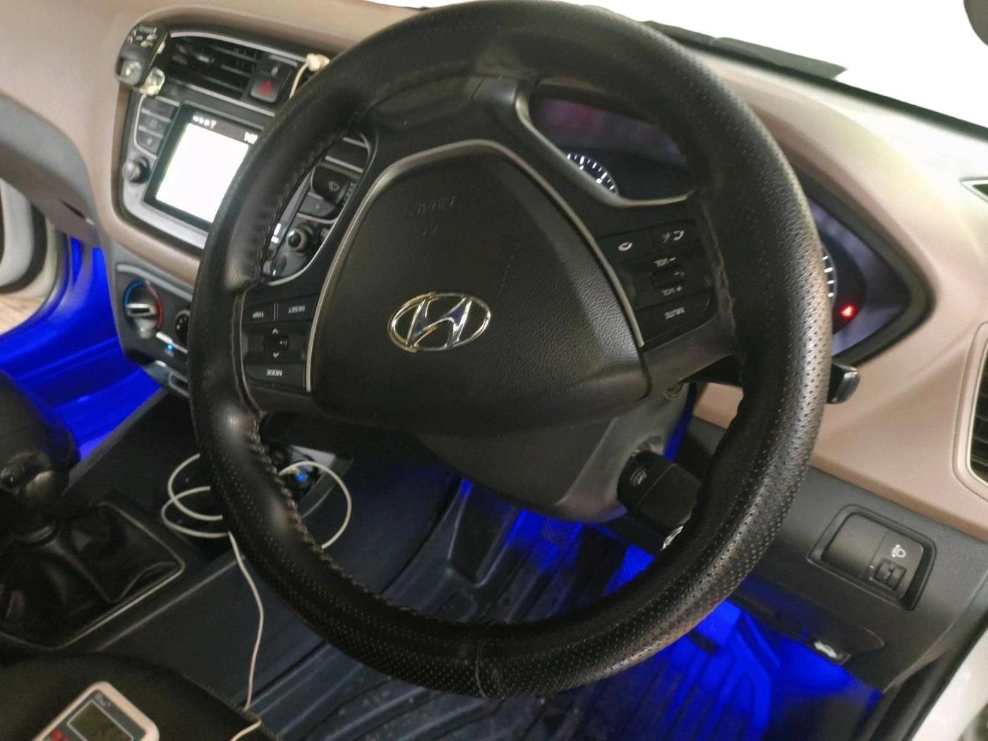 2019 Hyundai Elite i20 SPORTZ PLUS 1.2, Petrol, Manual, 21,870 km, interior