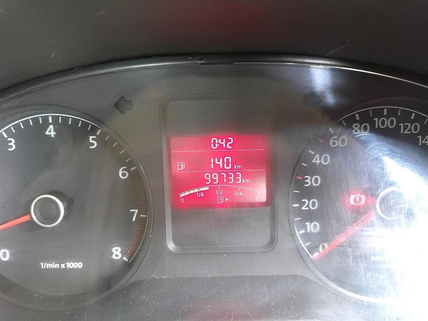 2011 Volkswagen Vento HIGHLINE 1.6 MPI, Petrol, Manual, 99,733 km, interior