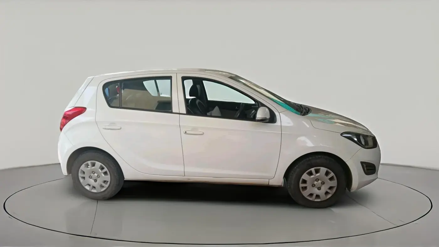 2012 Hyundai i20 MAGNA 1.4 CRDI, Diesel, Manual, 1,10,511 km, exterior