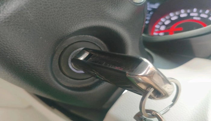 2025 Mahindra XUV 3XO MX2 1.5 Turbo Diesel, Diesel, Manual, 22,611 km, interior