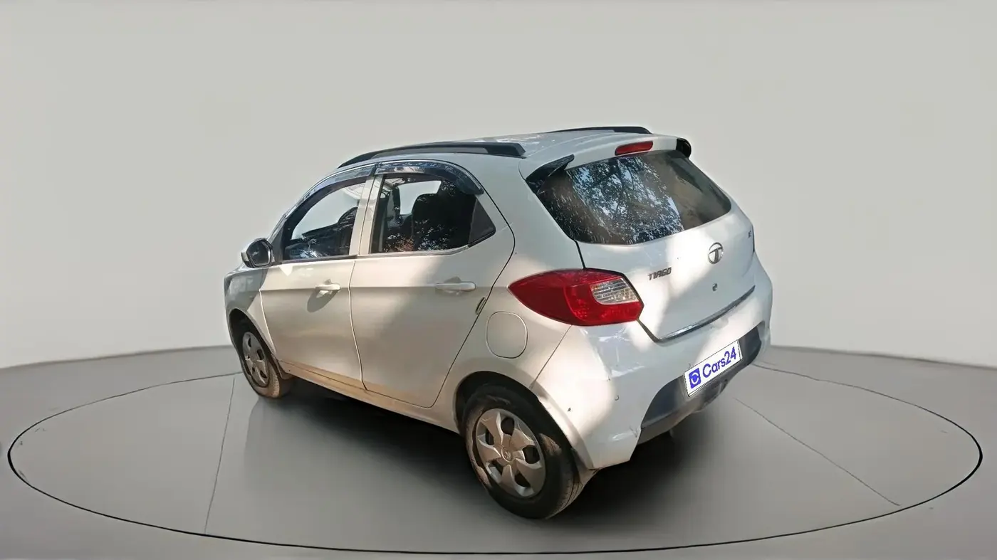 2018 Tata Tiago XT PETROL, Petrol, Manual, 92,810 km, exterior