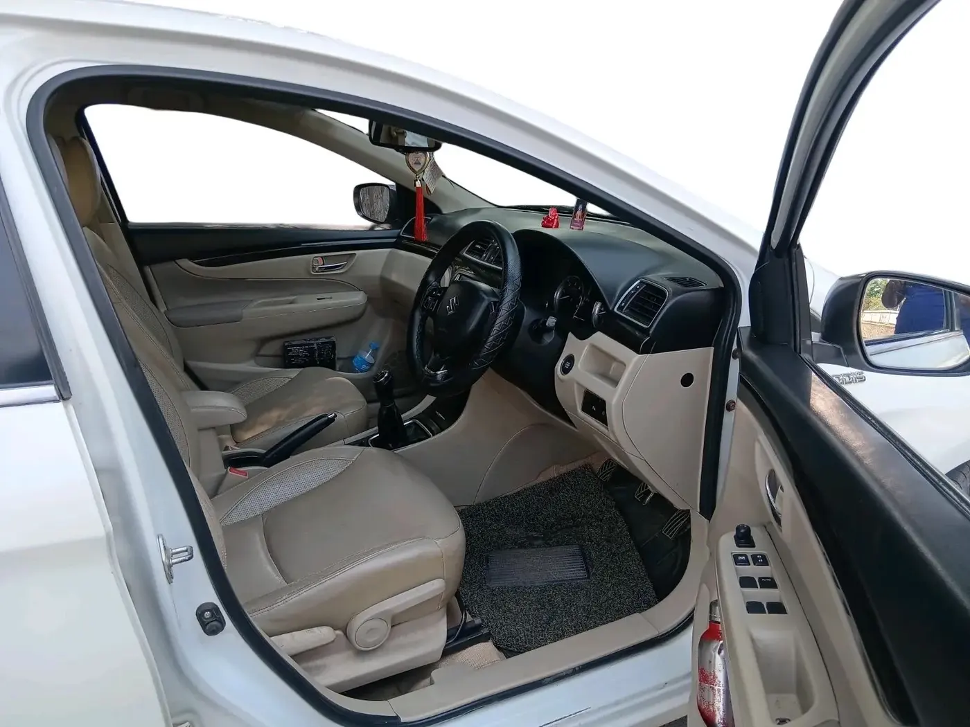 2015 Maruti Ciaz ZDI, Diesel, Manual, 1,71,642 km, interior