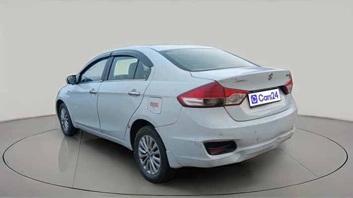 2015 Maruti Ciaz ZDI, Diesel, Manual, 1,83,245 km, exterior