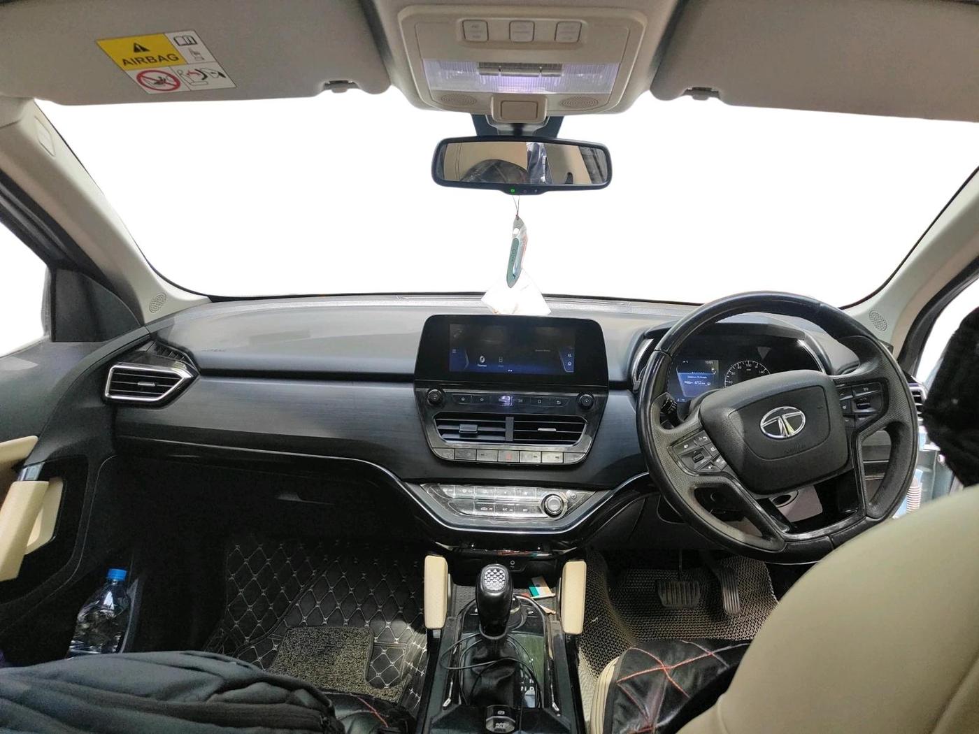 2021 Tata Safari XZA PLUS, Diesel, Automatic, 1,20,472 km, interior
